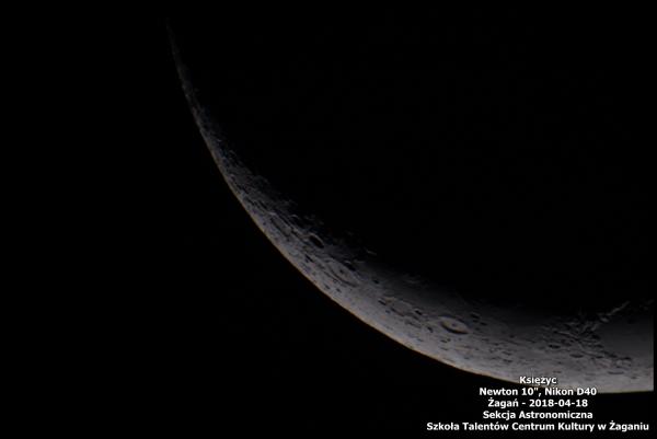 moon-2018-04-18-21_57_27-001.jpg